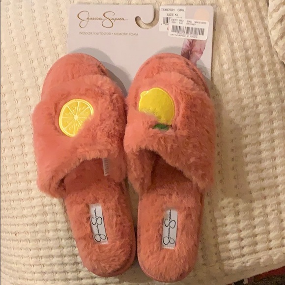 Jessica Simpson Shoes - NWT Jessica Simpson slippers! 🍋🍋🍋